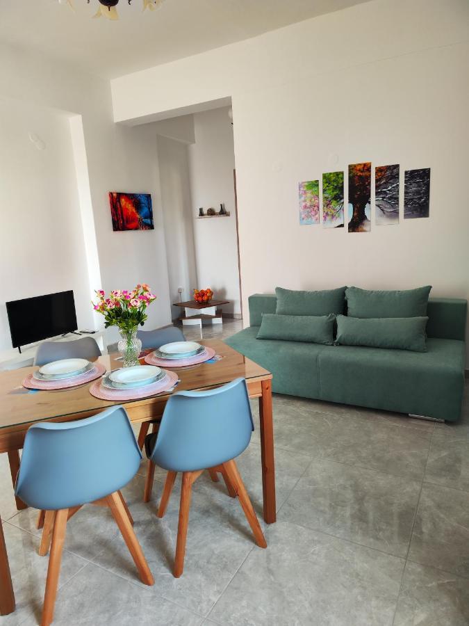 Oasis Apartments Perissa  Buitenkant foto