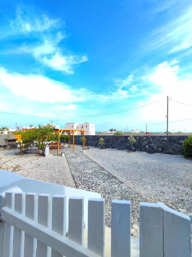 Oasis Apartments Perissa  Buitenkant foto