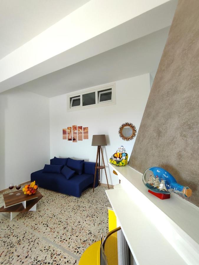 Oasis Apartments Perissa  Buitenkant foto